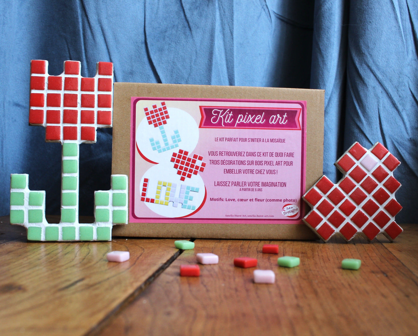 Kit jeu DIY mosaïque débutant - pixel art, space robots Amelia Hurst Art