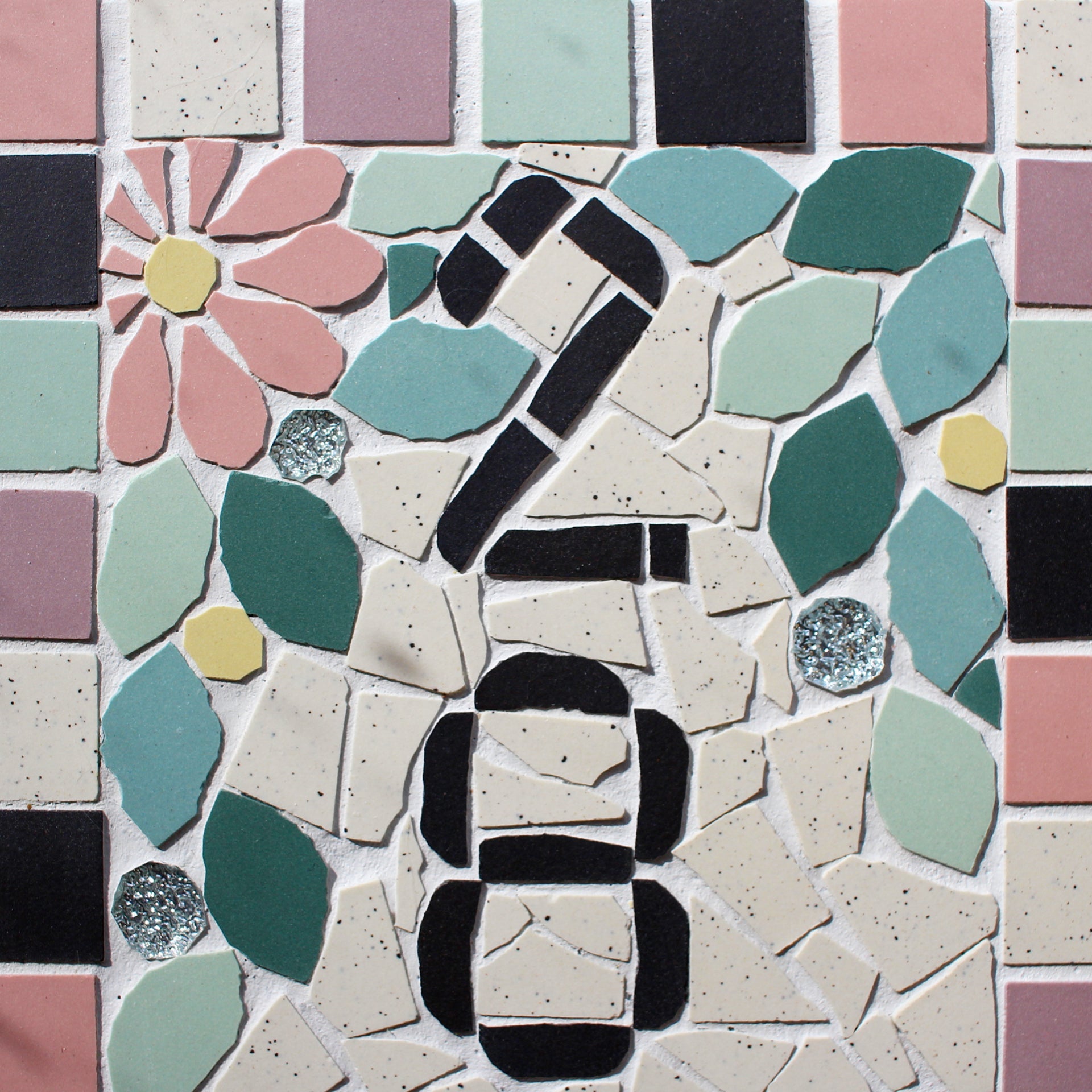 Plaque maison numéro nom de maison porte en mosaïque céramique 15x15cm style floral, déco personnalisable Amelia Hurst Art