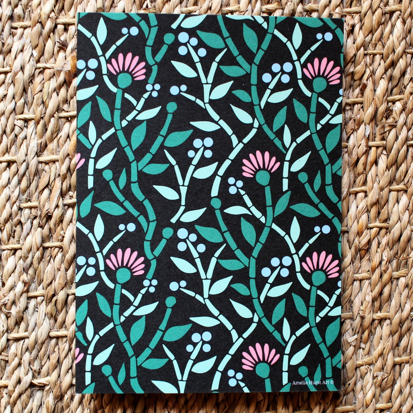 Carte imprimé en France avec motifs fleurs sur papier recyclé Amelia Hurst Art